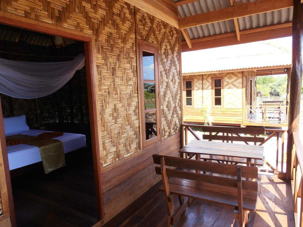 Ban Ban Bangalow Koh Jum Eksteriør billede